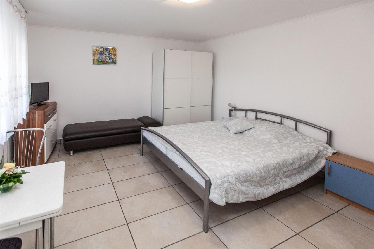 Apartments Carmen Crikvenica Luaran gambar